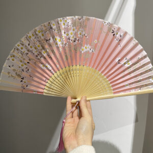 Eventail sakura rose en bambou et soie