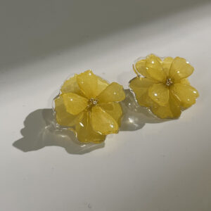 Clous d'oreille jasmin jaune