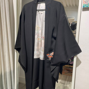 Haori/veste longue pure soie brodée à la main